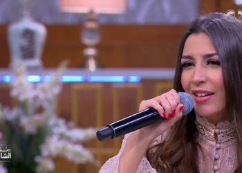 جنات ضيفة مني الشاذلي احتفالا بألبومها