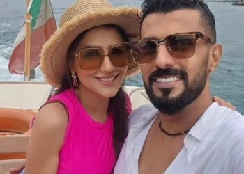 مي عمر تحتفل بعيد ميلاد محمد سامي علي طريقتها