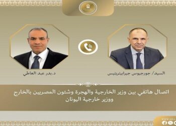 وزير الخارجية يبحث مع نظيره اليونانى سبل إنهاء الحرب فى أوكرانيا