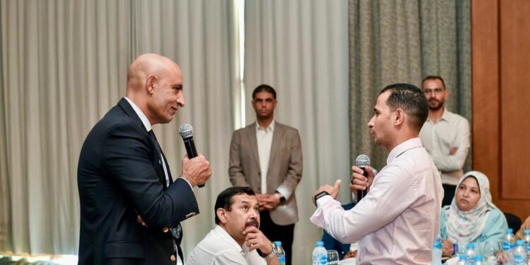 وزارة التربية والتعليم تشارك جميع المناهج المطوّرة على موقعها الرسمي