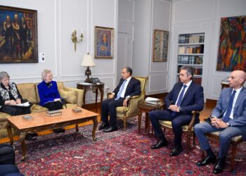 وزير الخارجية يلتقي بقادة مجموعة الحكماء The Elders الداعمة للسلام