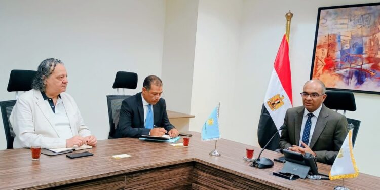 نائب وزير الإسكان يترأس اجتماع لجنة إعداد “مُقترح اللائحة التنفيذية لقانون تنظيم مرفق مياه الشرب