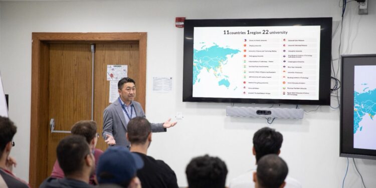 فرص لطلابنا للعمل في 250 شركة يابانية كبري بقطاعي التكنولوجيا والهندسة