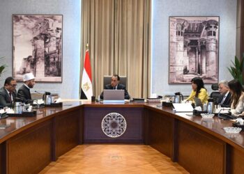 رئيس الوزراء يتابع جهود الوزارة وهيئة الأوقاف المصرية فيما يتعلق بإدارة مختلف أصول وأملاك الوقف