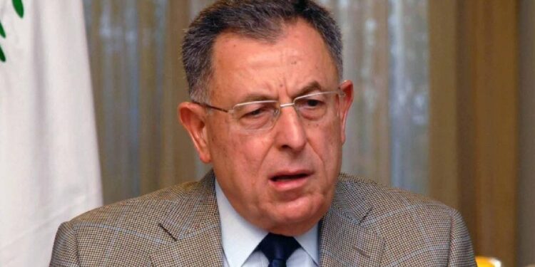 فؤاد السنيورة يدعو لحصر السلاح بيد الدولة اللبنانية