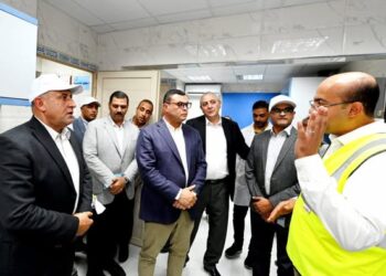وزير الإسكان ومحافظ الغربية يختتمان جولتهما بتفقد محطة معالجة صرف صحي زفتى