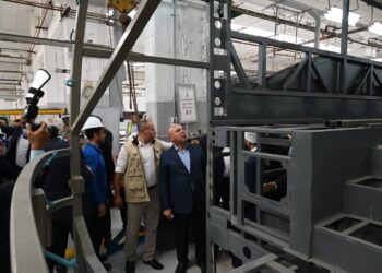 وزير النقل ووزراء قطاع الأعمال العام والعمل والأوقاف يتفقدون مصانع شركة النصر للسيارات بحلوان