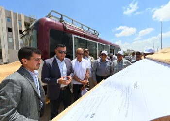 وزير الإسكان يتفقد مشروع مرافق الأراضي الصناعية وكوبري أعلى مسار القطار الكهربائي السريع بمدينة برج العرب الجديدة