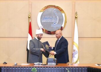 بروتوكول بين النقل والأوقاف لتعزيز الوعي الثقافي والديني لدى المواطنين بأخلاقيات استخدام الطرق