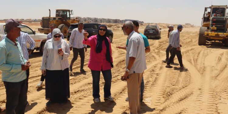 رئيس جهاز الشيخ زايد تتفقد المشروعات الجارية بتوسعات المدينة ومحطة الصرف الرئيسية