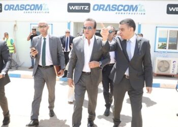 وزير الصحة يتفقد مشروع إنشاء المخازن الاستراتيجية للمنتجات والأجهزة الطبية بالعاصمة