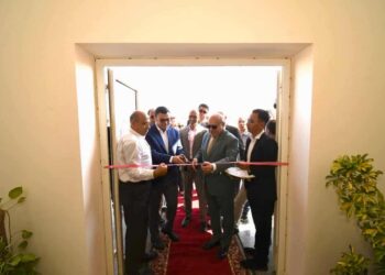 وزير الإسكان يفتتح المركز الثقافي بمدينة القاهرة الجديدة