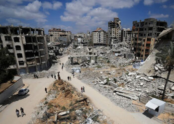 إعلام إسرائيلي: رئيس الأركان ينوي توصية الكابينت باتخاذ قرار بتطويق مدينة غزة