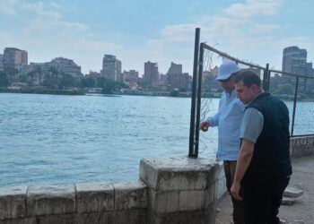 وزير الكهرباء يتفقد مواقع العمل على إضافة مصدر تغذية ثالث إلى محطة محولات جزيرة الدهب عبر نهر النيل