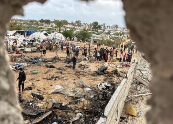 رمزي عودة: الهدف الحقيقي من استمرار الحرب هو التهجير وتدمير مقومات الحياة في غزة