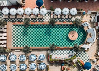 “بالم هيلز” تتعاون مع فاندامنتال هوسبيتاليتي لإطلاق سيرين باي GAIA أكبر وأفخم نادٍ شاطئي في العالم