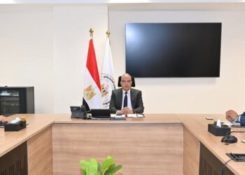 وزير الري يتابع حالة منشآت الحماية من أخطار السيول بوادي وتير بجنوب سيناء