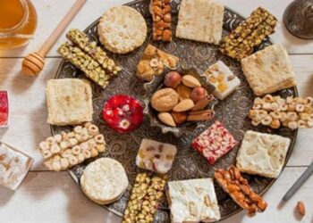 حلوى المولد النبوي 2025.. إقبال كبير وتفاوت في الأسعار بين المنافذ الحكومية والمحلات الكبرى