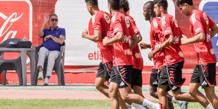 طلب غريب من باولو بينتو قبل الموافقة على تدريب الأهلي