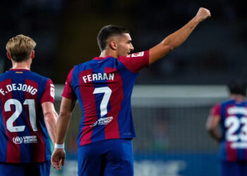 برشلونة يواجه فالنسيا الليلة في الدوري الإسباني