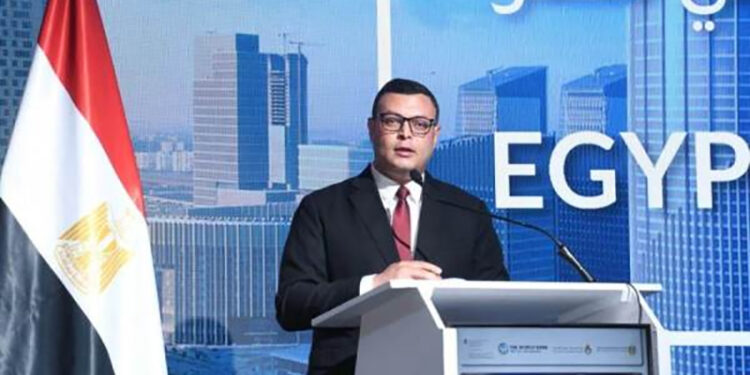 وزير الإسكان يعلن إطلاق الاستراتيجية الوطنية للمدن الذكية