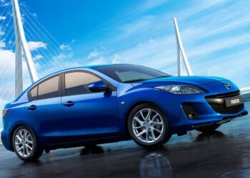 مازدا 3 أوتوماتيك سعرها 500 ألف جنيه