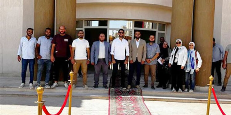 وزير الإسكان: تسليم أول مدرسة تجريبي ودفع العمل بالمشروعات السكنية بأكتوبر الجديدة