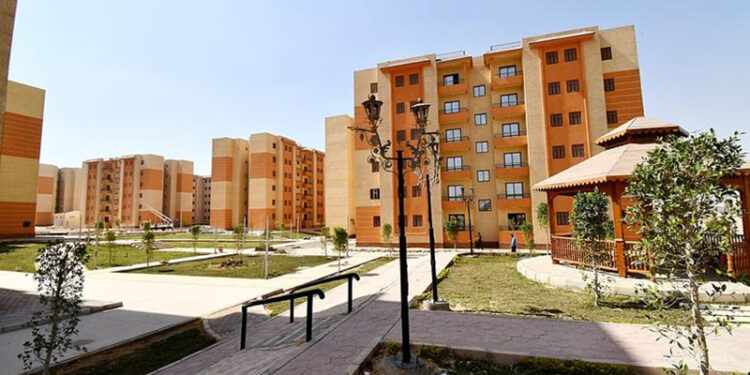 بالمزاد العلني.. الإسكان تطرح وحدات تجارية وخدمية أمام المواطنين