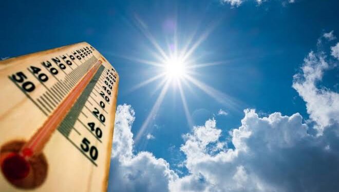 درجة الحرارة تصل 41.. بيان هام من الأرصاد يكشف حالة الطقس غدًا الثلاثاء