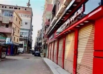 مواعيد غلق المحلات في التوقيت الشتوي 2025 وتفاصيل بدء العمل بالتوقيت الشتوي