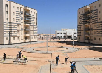 الإسكان:٩٠٪ نسبة تنفيذ  ٦٩٩٤ وحدة سكنية بالمبادرة الرئاسية “سكن لكل المصريين”  بالعاشر من رمضان