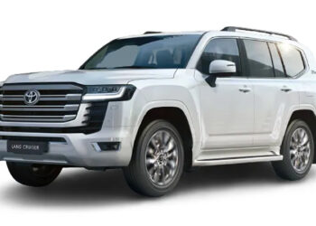 أسعار ومواصفات تويوتا لاند كروزر 2025 في السعودية