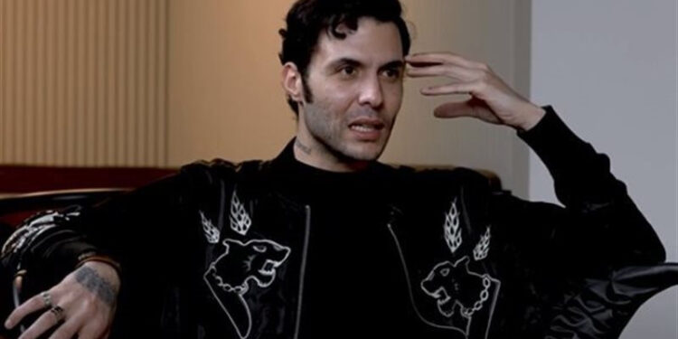 كايروكى يحيى حفلاً غنائياً فى التجمع الشهر المقبل