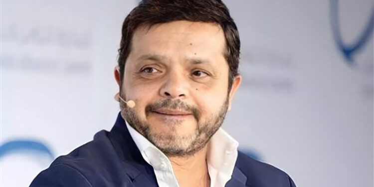 تكريم محمد هنيدى فى حفل ختام مهرجان الإسكندرية المسرحى