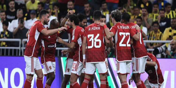 الأهلي يواجه إنبي في الدوري الليلة