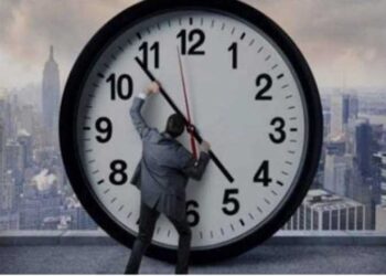 تطبيق التوقيت الشتوي 2025 في هذا الموعد