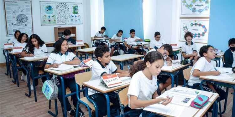 رسمياً.. بدء العام الدراسي الجديد 2025-2026 في المدارس الدولية الأحد