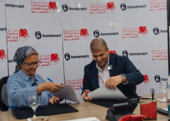 “هومزمارت” تحتفل بذكرى تأسيسها السادسة بالتعاون مع بنك الكساء المصري لجمع وتوزيع الملابس على المستحقين خلال شهر سبتمبر