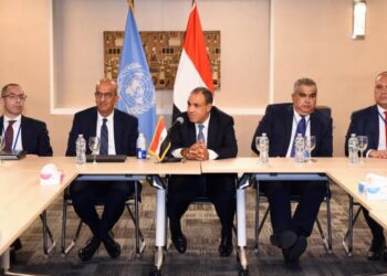 وزير الخارجية يلتقي أعضاء الوفد الدائم والقنصلية العامة في نيويورك