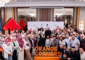 مدينة مصر تحتفل مع دفعة عام 2024 بالتخرج من مبادرة Orange Corners  في مصر