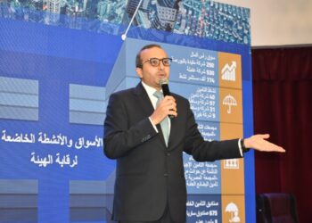 مساعد رئيس هيئة الرقابة المالية يشارك مع وزارة الشباب والرياضة في قمة الشمول المالي والرقمي للشباب