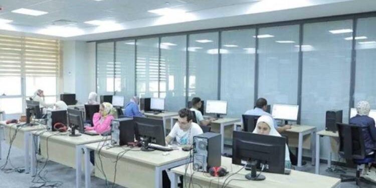 مكتب تنسيق القبول بالجامعات الحكومية والمعاهد العليا ينهي أعماله لعام ٢٠٢٥