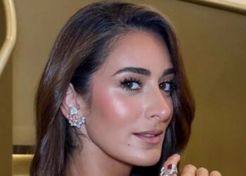 إطلالة أنيقة لأمينة خليل تشعل السوشيال ميديا من كواليس موريكس دور