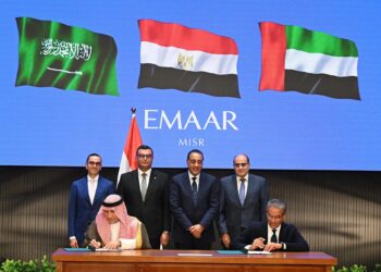 برعاية رئيس الوزراء.. توقيع عقد أكبر مشروع سياحي على ساحل البحر الأحمر باستثمارات 900 مليار جنيه