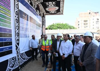رئيس الوزراء يتفقد الأعمال الإنشائية لمشروع مستشفى أشمون المركزي الجديد