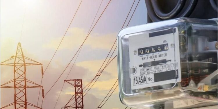 رئيس الوزراء: لا يوجد زيادة فى أسعار الكهرباء حالياً