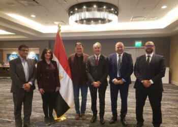 وزير الاتصالات يناقش مع مسؤولى شركات أمريكية زيادة استثماراتها فى مصر وتوسيع التعاون فى مجالات الذكاء الاصطناعى