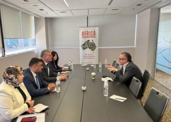 مصر تختتم مشاركتها في مؤتمر التعدين بأستراليا بسلسلة اجتماعات لوزير البترول لجذب الاستثمارات الأسترالية