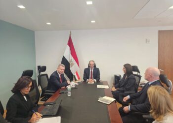 وزير الاتصالات يبحث مع شركات عالمية زيادة استثماراتها بمجالات التعهيد وبناء القدرات الرقمية والتكنولوجيات المساعدة