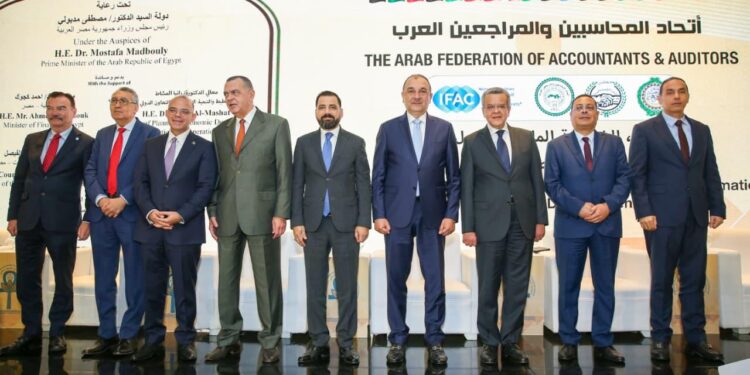 وزير قطاع الأعمال : الاستدامة ضرورة استراتيجية لتعظيم العوائد ودعم الاقتصاد الأخضر